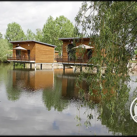 컨트리하우스 Insolite Au Bord D'un Etang, Animaux Acceptes, Terrasse Privative - Fr-1-496-77